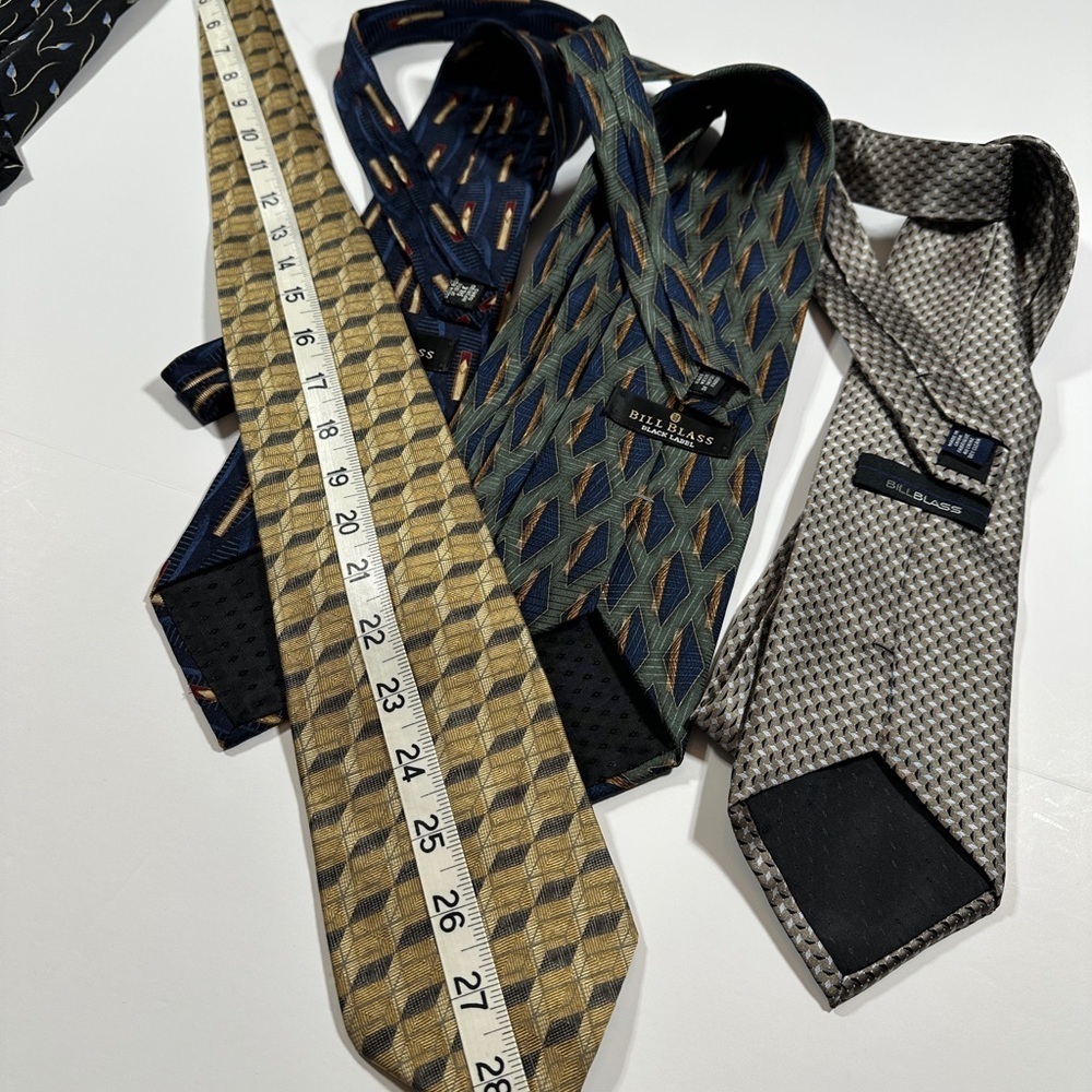 Men’s Bill Blass Necktie Collection Set Of Five​​​​ - Picture 7 of 7